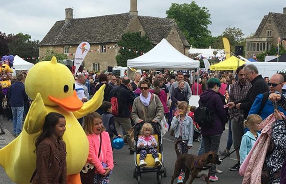 🦆 Biggleswade Community Carnival (BCC) Annual Duck Race and Family Fun Day 2025 at Dan Albone Car Park, Shortmead Street, Biggleswade SG18 0AB | Adults, Date Idea, Entertainment, Family, Food/Drink, Free Entry, Fun Fair, Low Cost, Outdoor, Seasonal, Social, Teens, Fun, Parks, Pay On Entry | Suitable for: Accessible, Children, Family, Parking Onsite 🦆 Biggleswade Community Carnival (BCC) Annual Duck Race and Family Fun Day 2025 - Event Image 2 June 08, 2025 12:00 PM