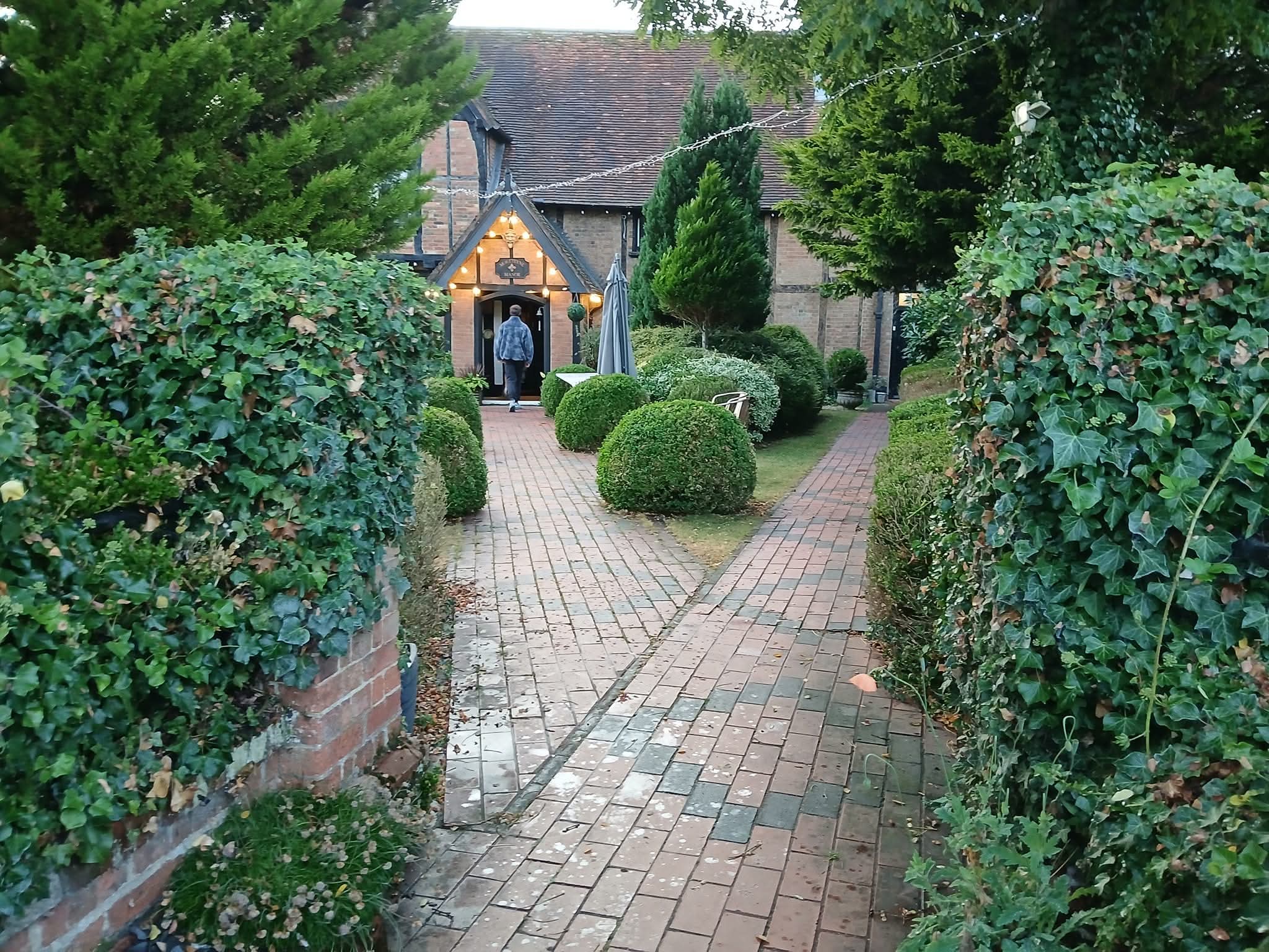 🕺 Soul & Motown Summer Bar & Dine at Moreteyne Manor, Marston Moretaine at Moreteyne Manor, Woburn Road, Marston Moretaine, Lower Shelton MK43 0NQ | Scenic, Adults, Advance Booking, Entertainment, Family, Food/Drink, Free Entry, Indoor, Music, Nightlife, Pubs / Restaurants, Rainy Days, Social | Suitable for: Family, Free Parking, Parking Onsite, Toilets 🕺 Soul & Motown Summer Bar & Dine at Moreteyne Manor, Marston Moretaine - Event Image 2 June 13, 2025 06:30 PM
