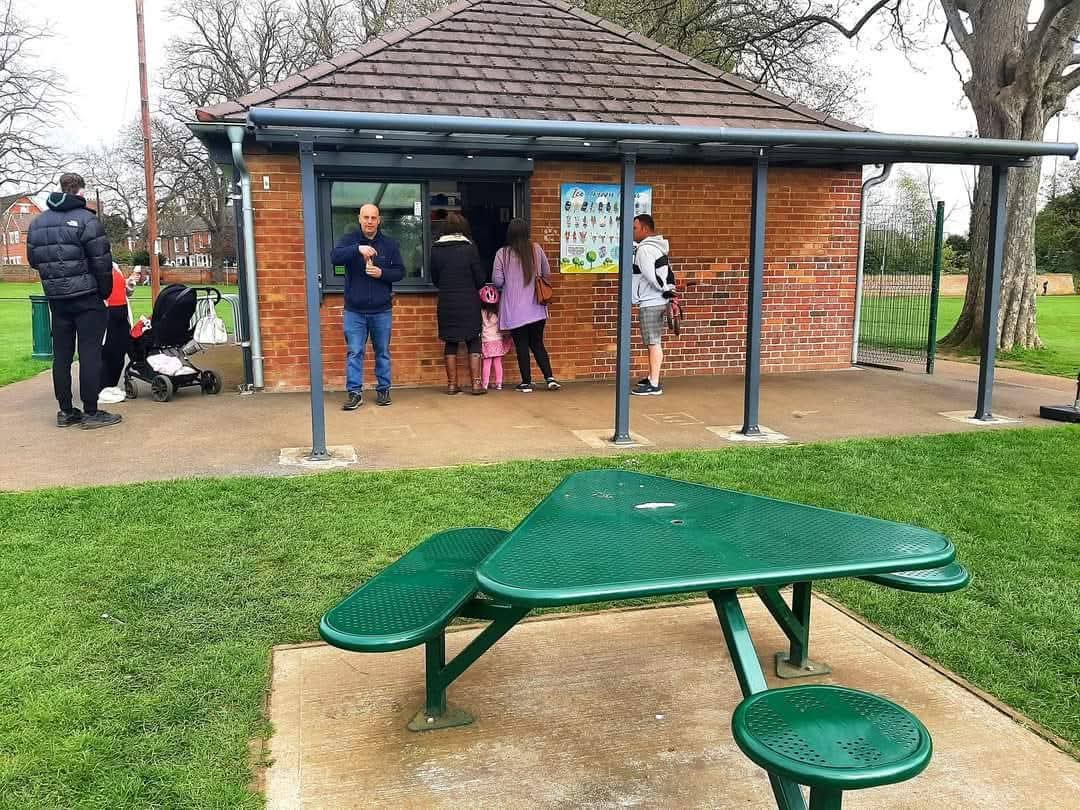 🥪 Picnic in the Park 2025 for 0-5 year olds in Leighton Buzzard at Pages Park Pavilion, Leighton Buzzard, LU7 4RD | Activities, Attractions, Baby/Toddlers, Entertainment, Family, Food/Drink, Free, Free Entry, Fun, Kids, Outdoor, Parks, Play Parks, Social, Craft Fair, Fun Fair, Stalls, Walks, Water | Suitable for: Accessible, Children, Family, Toilets, Wheelchair Friendly 🥪 Picnic in the Park 2025 for 0-5 year olds in Leighton Buzzard - Event Image 4 June 18, 2025 10:00 AM