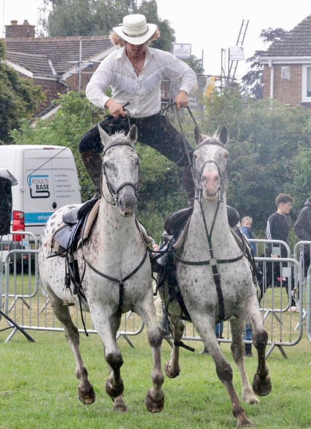 🎊 Newport Pagnell Carnival 2025 at Riverside Meadow. Newport Pagnell, MK16 9DX | Adults, Automotive, Date Idea, Entertainment, Family, Food/Drink, Free Entry, Fun, Kids, Music, Outdoor, Pubs / Restaurants, Rainy Days, Social, Stalls, Teens, Walks, Water, Parks, Fun Fair | Suitable for: Accessible, Children, Family, Toilets 🎊 Newport Pagnell Carnival 2025 - Event Image 9 July 05, 2025 12:00 PM