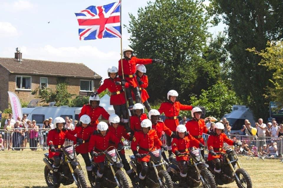 🎊 Newport Pagnell Carnival 2025 at Riverside Meadow. Newport Pagnell, MK16 9DX | Adults, Automotive, Date Idea, Entertainment, Family, Food/Drink, Free Entry, Fun, Kids, Music, Outdoor, Pubs / Restaurants, Rainy Days, Social, Stalls, Teens, Walks, Water, Parks, Fun Fair | Suitable for: Accessible, Children, Family, Toilets 🎊 Newport Pagnell Carnival 2025 - Event Image 10 July 05, 2025 12:00 PM