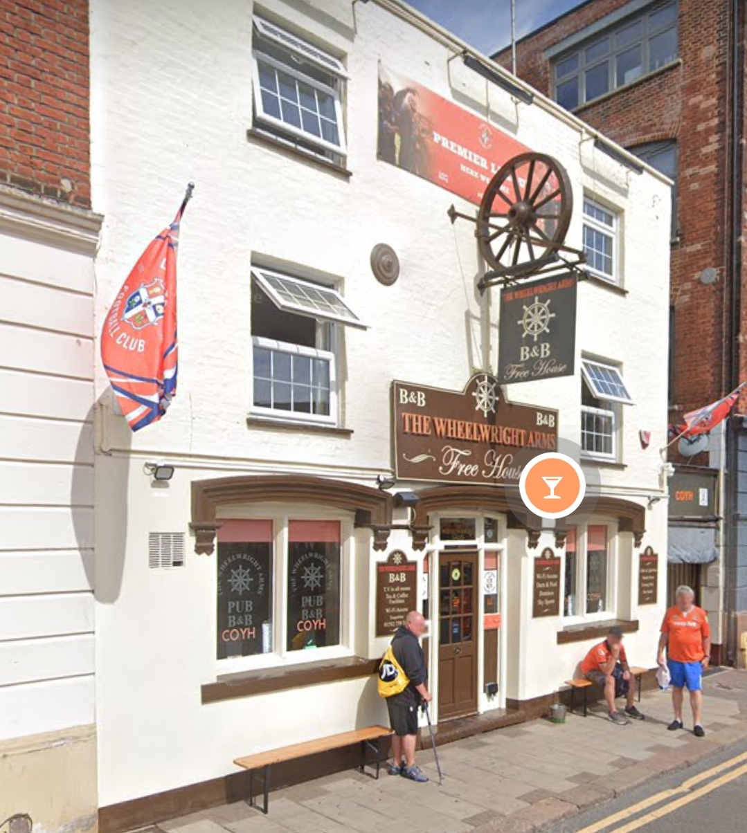 🚘 Car Boot Sale at The Wheelwright Arms in Luton at The Wheelwright Arms, 34 Guildford St, Luton LU1 2NR | Adults, Car Boot, Family, Food/Drink, Low Cost, Pubs / Restaurants | Suitable for: Family, Toilets 🚘 Car Boot Sale at The Wheelwright Arms in Luton - Event Image 2 June 28, 2025 10:00 AM