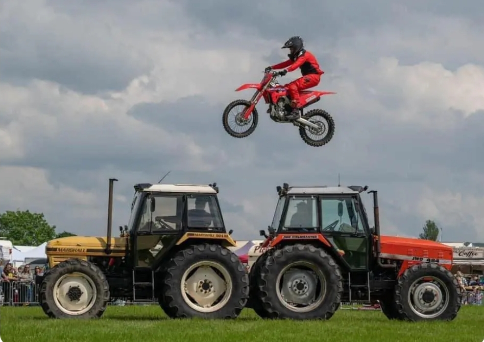 🎊 Family Fest Weekender, Hertfordshire 2025 at Hertfordshire Showground, AL3 7PT | Activities, Adults, Advance Booking, Attractions, Baby/Toddlers, Date Idea, Entertainment, Family, Food/Drink, Fun, Half Term, Kids, Music, Outdoor, Parks, Sports, Teens, Ticket Event | Suitable for: Children, Family, Toilets, Accessible 🎊 Family Fest Weekender, Hertfordshire 2025 - Event Image 8 August 30, 2025 12:00 PM
