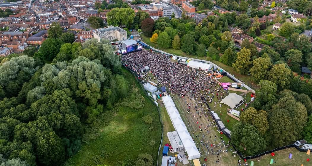 🤩 The Park Series presents Soul on Sunday at Hitchin Priory Gardens at Hitchin Priory,
Tilehouse St, Hitchin SG5 2DL | Adults, Advance Booking, Entertainment, Food/Drink, Music, Outdoor, Social, Stalls, Ticket Event, Nightlife | Suitable for: Adults Only, Toilets, Accessible 🤩 The Park Series presents Soul on Sunday at Hitchin Priory Gardens - Event Image 4 July 20, 2025 04:00 PM
