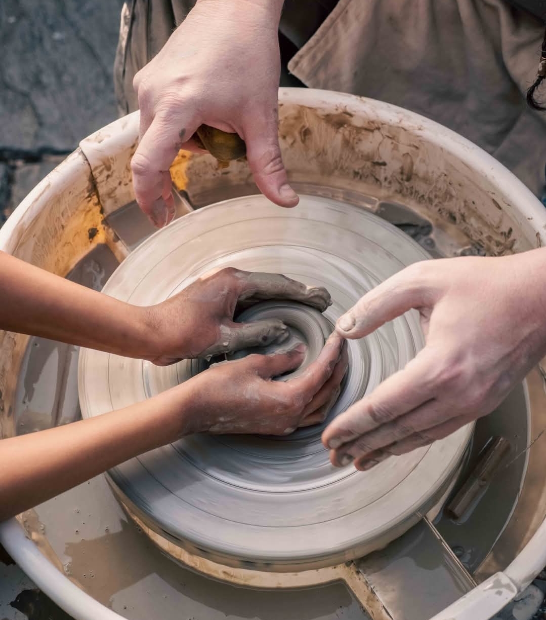 🌅 Lugus Ceramics Solstice Special: Making Clay Clocks at Marsh House Community Centre
Bramingham Road Luton LU3 2SR | Activities, Adults, Advance Booking, Creative, Date Idea, Fun, Indoor, Outdoor, Social, Ticket Event | Suitable for: Accessible, Toilets 🌅 Lugus Ceramics Solstice Special: Making Clay Clocks - Event Image 2 June 21, 2025 06:30 PM