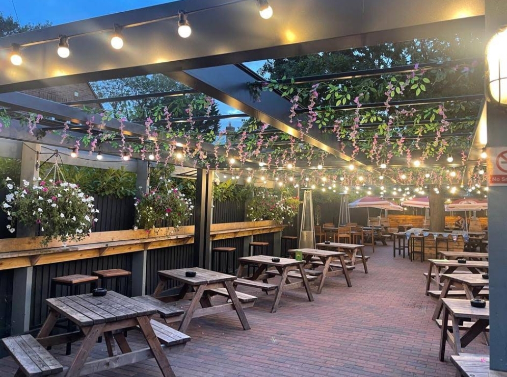 🎶 Ray Steel presents - Reggae Night at The  Royal Oak, Barton-le-Clay  - Event Image 3 June 20, 2025 08:00 PM