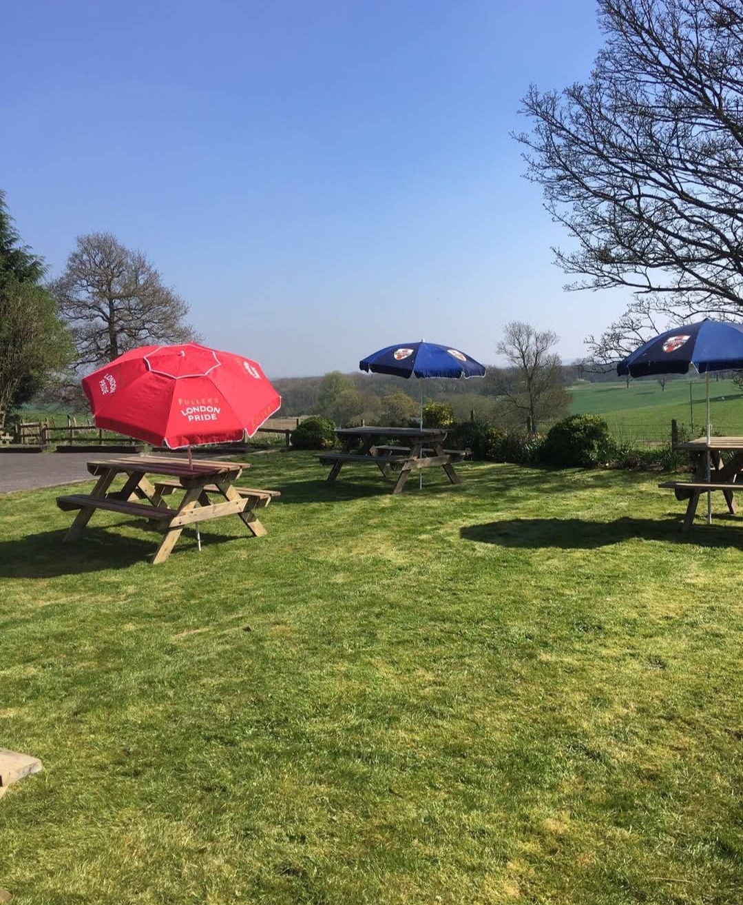 🎶 Soul & Mowtown in the Garden - The Lowndes Arms, Whaddon at The Lowndes Arms, 4 High St, Whaddon, Milton Keynes MK17 0NA | Adults, Date Idea, Entertainment, Food/Drink, Free Entry, Music, Nightlife, Outdoor, Pubs / Restaurants, Social | Suitable for: Family, Free Parking, Parking Onsite, Toilets 🎶 Soul & Mowtown in the Garden - The Lowndes Arms, Whaddon - Event Image 3 July 12, 2025 03:00 PM