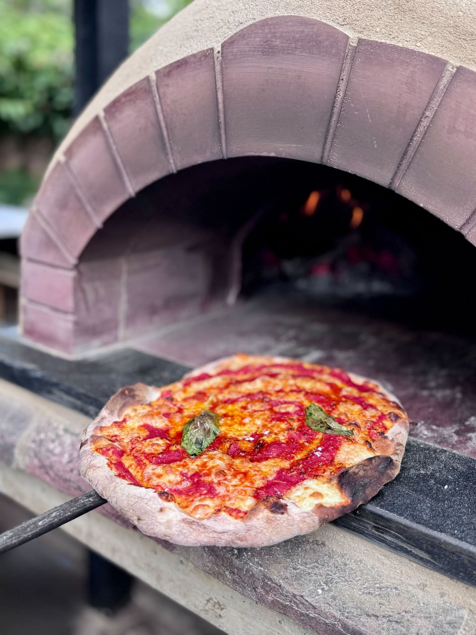 🌹 Friday Pizza & Burgers in the garden at Lussmanns Woburn at The Walled Garden, Lussmanns, 19 Market Place, Woburn, Milton Keynes MK17 9PZ | Adults, Date Idea, Family, Food/Drink, Nightlife, Outdoor, Pubs / Restaurants, Scenic, Weather Permitting | Suitable for: Dog Friendly, Baby Changing, Family, Toilets 🌹 Friday Pizza & Burgers in the garden at Lussmanns Woburn - Event Image 2 July 11, 2025 04:00 PM