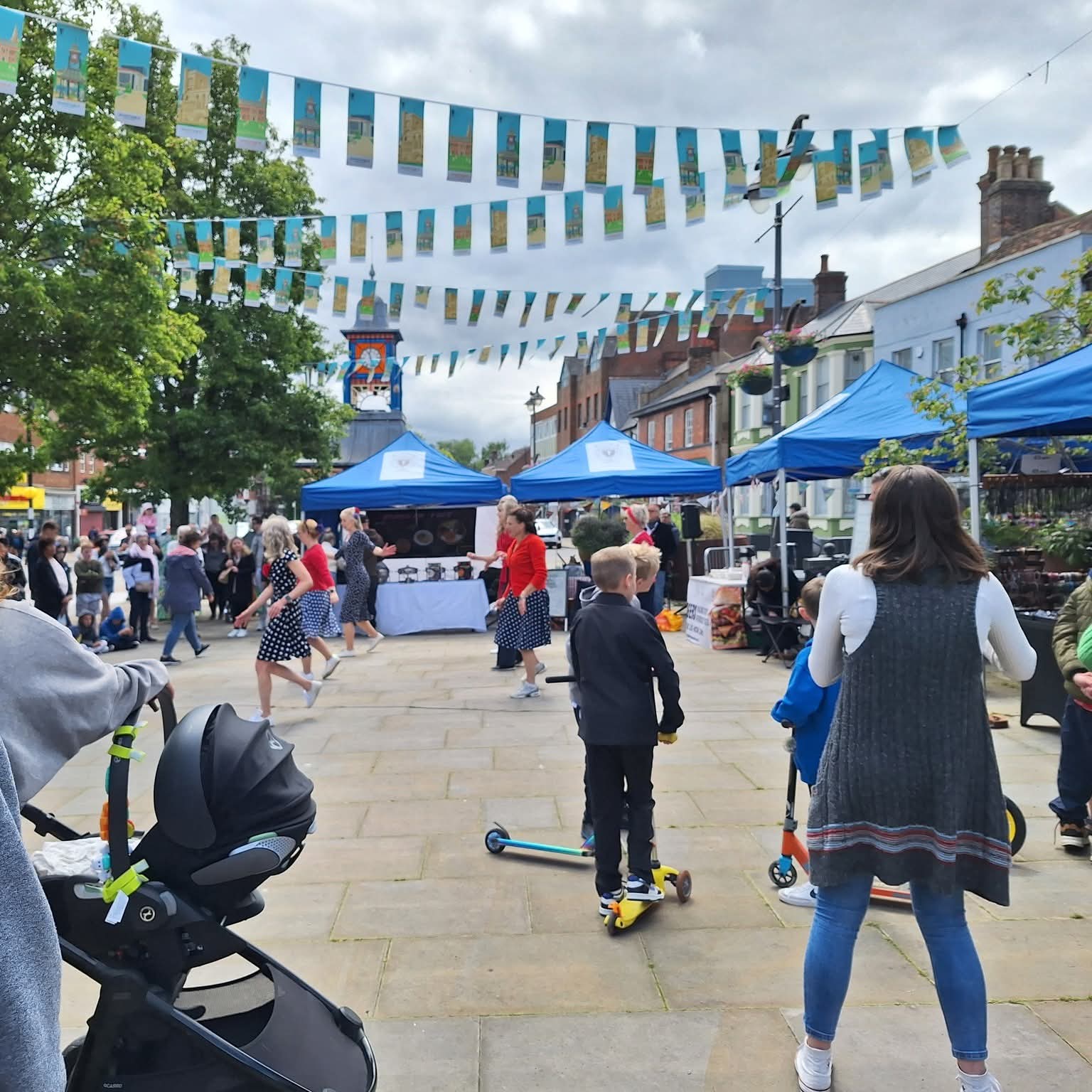 🦖 Dino Day 2025 - Dunstable (free) at The Quadrant Dunstable LU5 4RH | Attractions, Baby/Toddlers, Creative, Education, Entertainment, Family, Free, Free Entry, Fun, Kids, Outdoor, Social, Stalls | Suitable for: Accessible, Children, Family, Wheelchair Friendly 🦖 Dino Day 2025 - Dunstable (free) - Event Image 2 July 26, 2025 09:30 AM