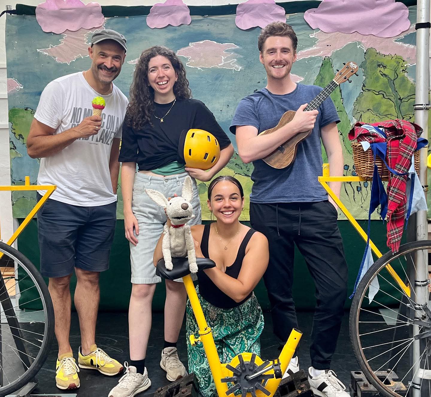 🎭 Free Theatre in the Park - Buckingham (tickets required) at Chandos Park, Buckingham, MK18 1AL | Entertainment, Family, Free, Fun, Half Term, Kids, Outdoor, Parks, Play Parks, Theatre | Suitable for: Children, Family 🎭 Free Theatre in the Park - Buckingham (tickets required) - Event Image 2 August 19, 2025 11:00 AM
