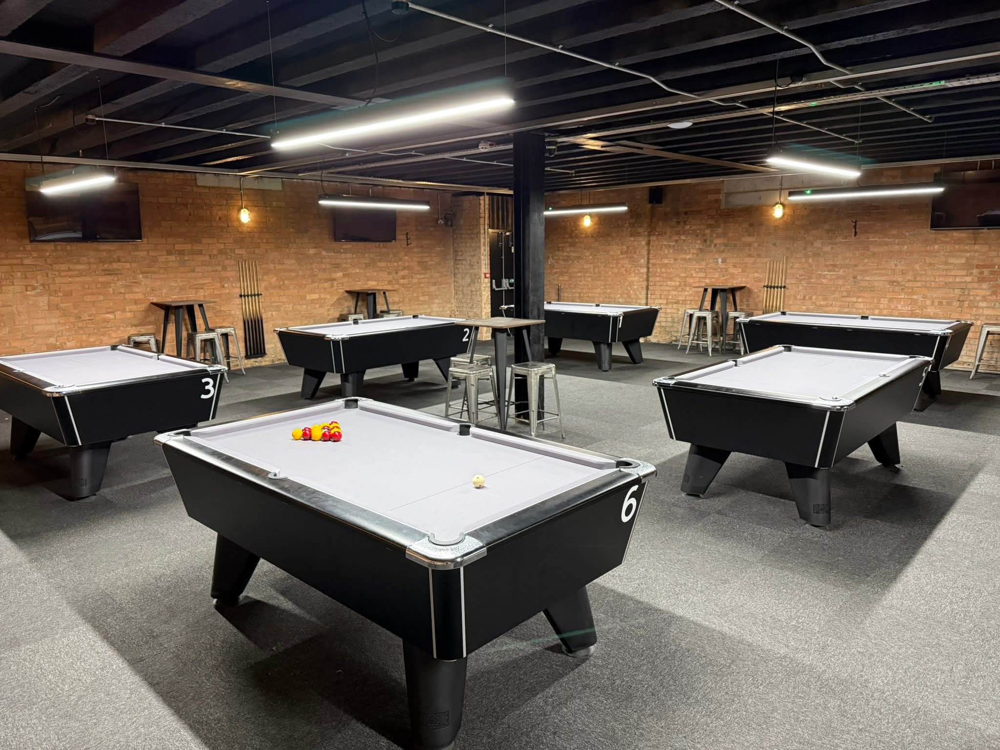 🎱 Family Pool Offer - Half Term 2025 - Leighton Buzzard at The Cue and Arrow
6 Dudley St, Leighton Buzzard LU7 1SE | Adults, Advance Booking, Family, Fun, Half Term, Low Cost, Rainy Days, Sports, Activities, Food/Drink, Indoor, Kids, Social, Teens | Suitable for: Children, Family, Toilets 🎱 Family Pool Offer - Half Term 2025 - Leighton Buzzard - Event Image 5 August 05, 2025 12:00 PM