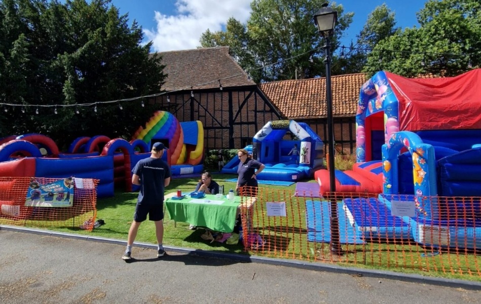 🎊The Kingfisher Karnival - Bedford🎊 at The Barns Hotel, The Kingfisher, Cardington Rd, Bedford MK44 3SA | Animals, Baby/Toddlers, Entertainment, Family, Food/Drink, Free Entry, Fun, Kids, Market, Music, Play Area, Scenic | Suitable for: Family, Parking Onsite, Toilets 🎊The Kingfisher Karnival - Bedford🎊 - Event Image 3 August 10, 2024 12:00 PM