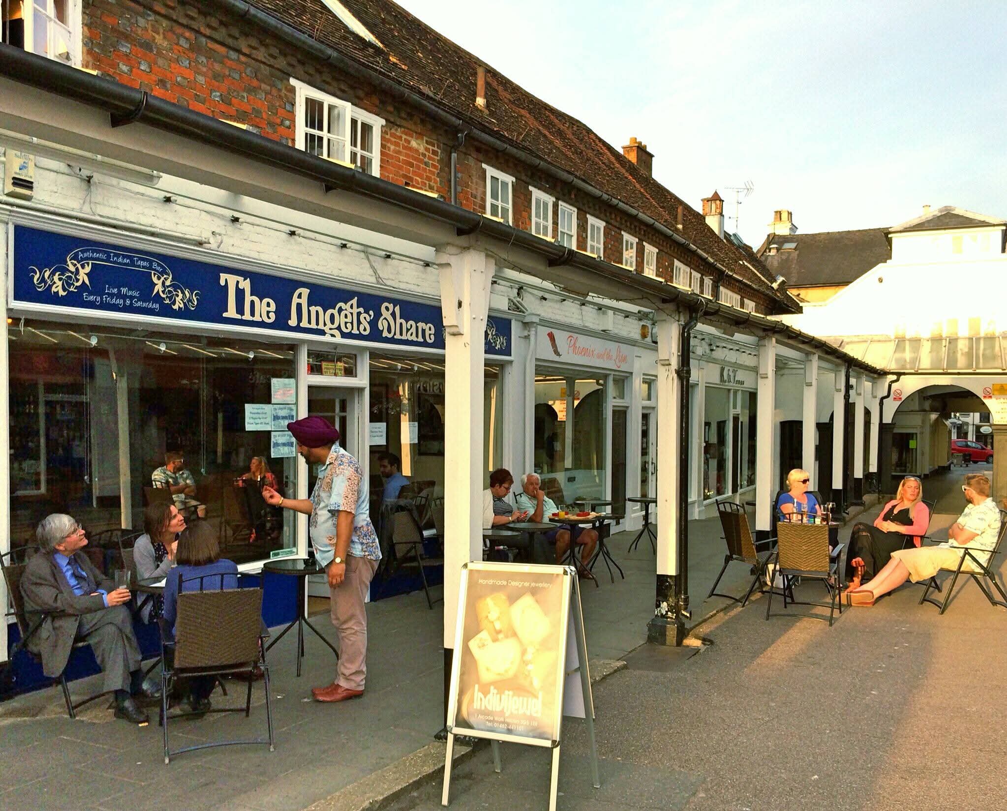 🎤 Live Music - The Angels Share at The Angels Share, 2 The Arcade, Hitchin SG5 1EE | Adults, Date Idea, Entertainment, Food/Drink, Free Entry, Indoor, Music, Outdoor, Pubs / Restaurants, Social | Suitable for: Adults Only, Toilets 🎤 Live Music - The Angels Share - Event Image 2 September 21, 2025 04:30 PM