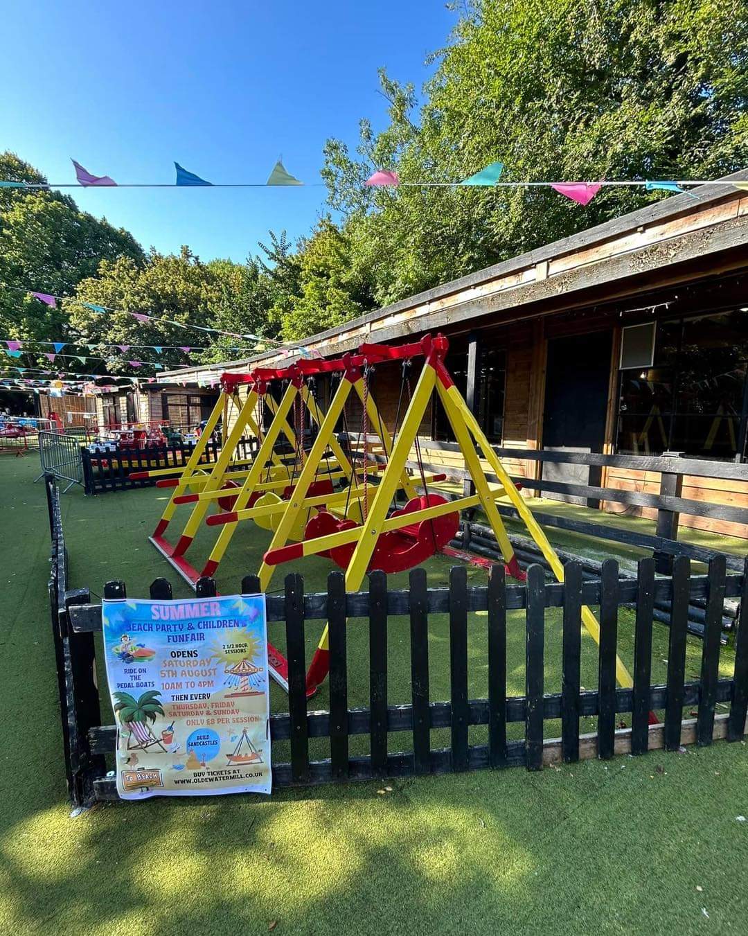 🐐 ANIMAL PETTING FARM - BARTON-LE-CLAY  - Event Image 6 August 02, 2024 10:00 AM