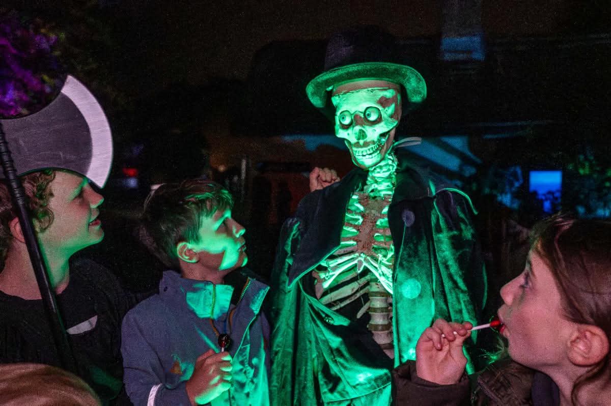 👻 Halloween Spectacular 2025 - Chiltern Open Air Museum at Chiltern Open Air Museum, Newland Park, Gorelands Lane, Chalfont St Giles, Buckinghamshire, HP8 4AB | Activities, Advance Booking, Entertainment, Food/Drink, History & Heritage, Indoor, Nightlife, Outdoor, Teens, Ticket Event, Attractions, Baby/Toddlers, Family | Suitable for: Dog Friendly, Family, Free Parking, Parking Onsite, Toilets 👻 Halloween Spectacular 2025 - Chiltern Open Air Museum - Event Image 8 October 31, 2025 05:00 PM