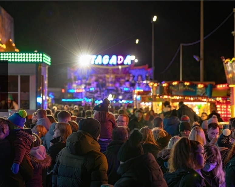 🎇 Bedford Blues Fireworks & Funfair 2025 - Bedford Blues Rugby Club at Bedford Blues Rugby Club, Goldington Road, Bedford MK40 3NF | Advance Booking, Attractions, Family, Food/Drink, Fun, Fun Fair, Kids, Nightlife, Outdoor, Pubs / Restaurants, Teens, Ticket Event | Suitable for: Children, Family, Toilets 🎇 Bedford Blues Fireworks & Funfair 2025 - Bedford Blues Rugby Club - Event Image 2 November 07, 2025 06:00 PM