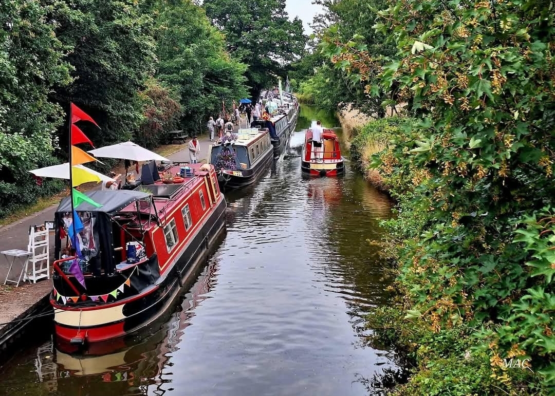 🛥 🎃 RCTA Halloween Floating Market - Cosgrove Lock at Grand Union Canal Towpath Below Cosgrove Lock, Cosgrove, Bucks, MK19 7JR | Free, Adults, Date Idea, Family, Market, Outdoor, Walks, Water | Suitable for: Wheelchair Friendly, Dog Friendly, Family 🛥 🎃 RCTA Halloween Floating Market - Cosgrove Lock - Event Image 2 October 25, 2025 10:00 AM
