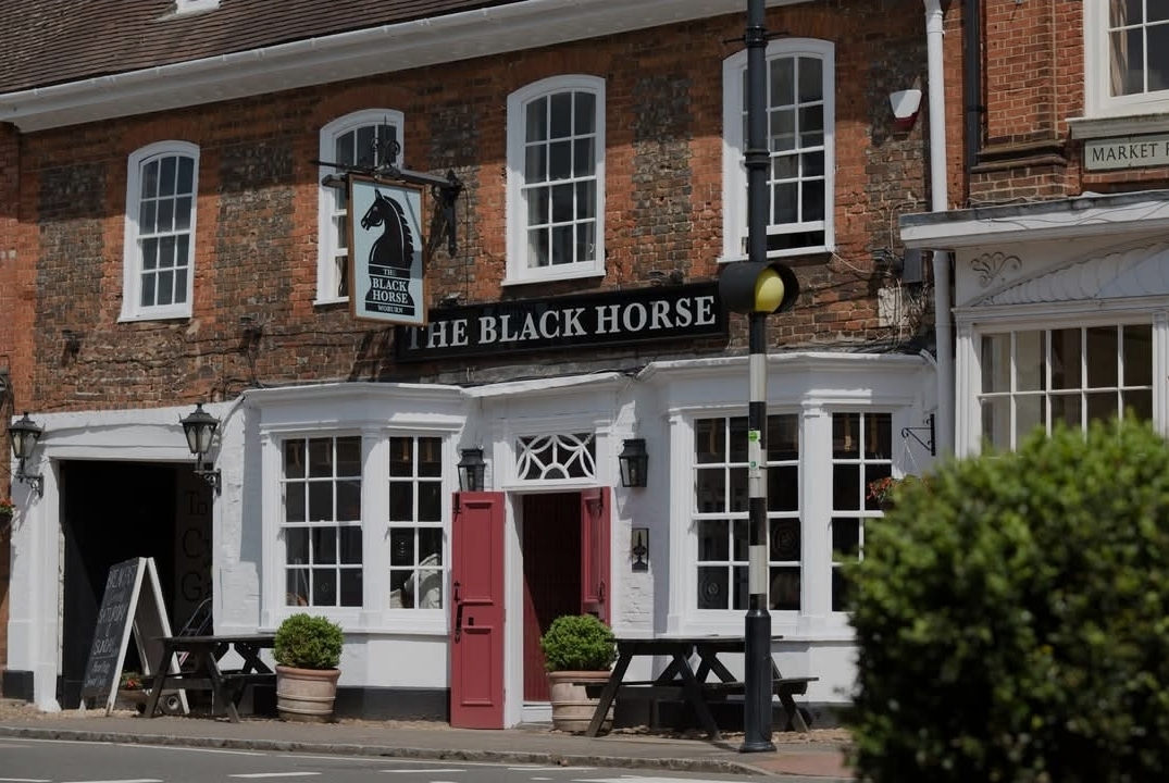 🍔 Burger Night, 2 for £20 - The Black Horse at The Black Horse, 1 Bedford St, Woburn, Milton Keynes MK17 9QB | Adults, Date Idea, Family, Food/Drink, Indoor, Pubs / Restaurants | Suitable for: Family, Toilets 🍔 Burger Night, 2 for £20 - The Black Horse - Event Image 4 September 22, 2025 12:00 PM