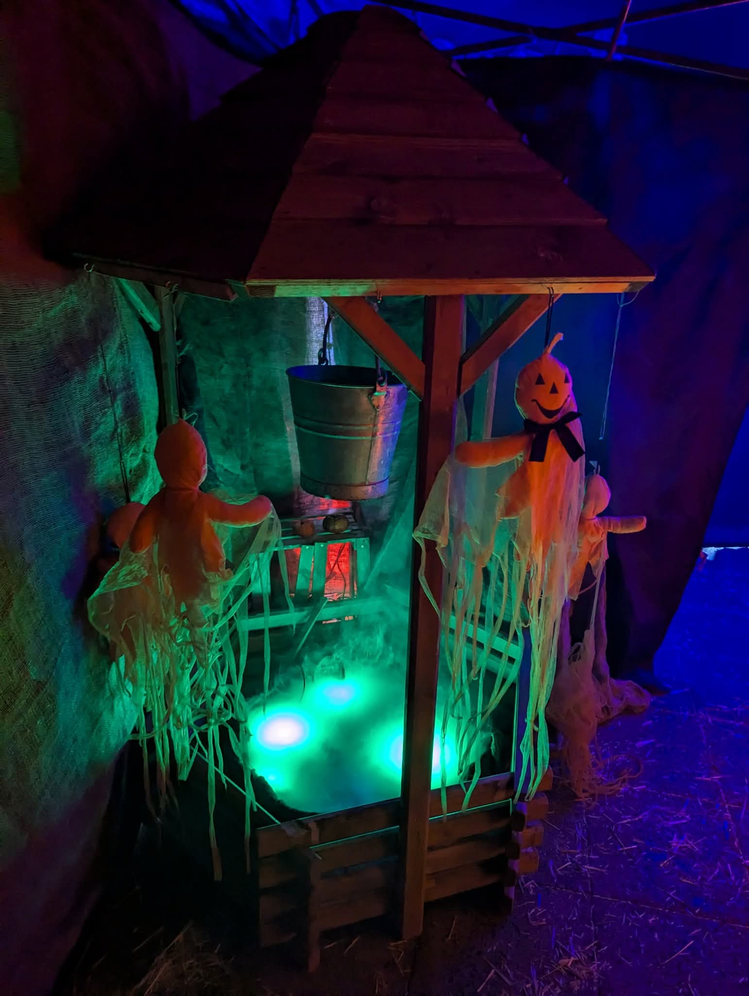 🧙♀️ Dunstable Spooktacular Halloween Market 2025 - Ashton Square at Ashton Square, Dunstable, Bedfordshire Dunstable LU6 3HA | Activities, Adults, Baby/Toddlers, Family, Food/Drink, Free Entry, Fun, Kids, Market, Stalls, Theatre | Suitable for: Accessible, Family, Wheelchair Friendly 🧙♀️ Dunstable Spooktacular Halloween Market 2025 - Ashton Square - Event Image 3 October 25, 2025 09:30 AM