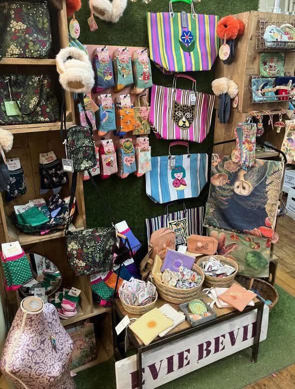 🎄 Yelden Christmas Fair 2025 - Yelden Village Hall - Event Image 2 November 08, 2025 11:00 AM