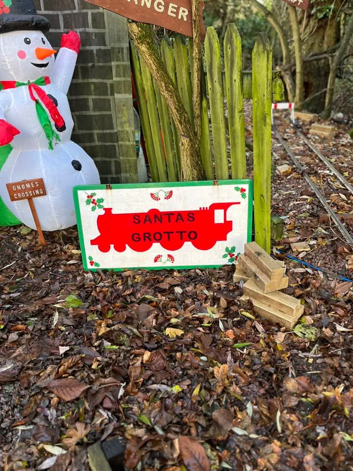 🎅🚂 Fancott Miniature Railway Santa Special 2025 - Event Image 7 December 14, 2025 01:00 PM