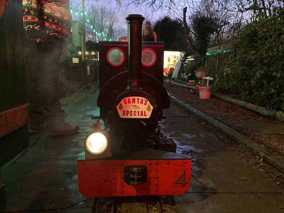 🎅🚂 Fancott Miniature Railway Santa Special 2025 - Event Image 8 December 14, 2025 01:00 PM