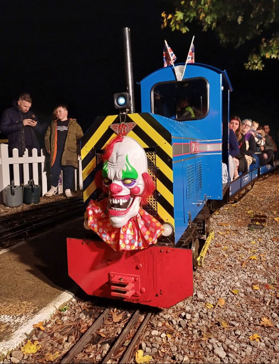 🚂👻 Halloween Miniature Train Rides 2025 - Caldecotte,  Milton Keynes at Caldecotte Miniature Railway, Lakeside Grove, Milton Keynes MK7 8HP | Automotive, Baby/Toddlers, Family, Fun, Half Term, Halloween, Kids, Low Cost, Nightlife, Pay On Entry, Tickets | Suitable for: Children, Family, Free Parking, Parking Onsite 🚂👻 Halloween Miniature Train Rides 2025 - Caldecotte,  Milton Keynes - Event Image 2 October 31, 2025 04:30 PM