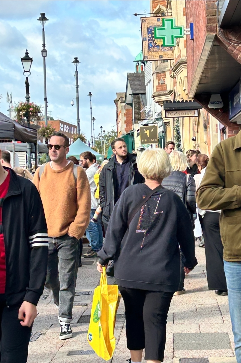 🛍 Berkhamsted Artisan Market - December 2025 - Event Image 2 December 14, 2025 09:30 AM