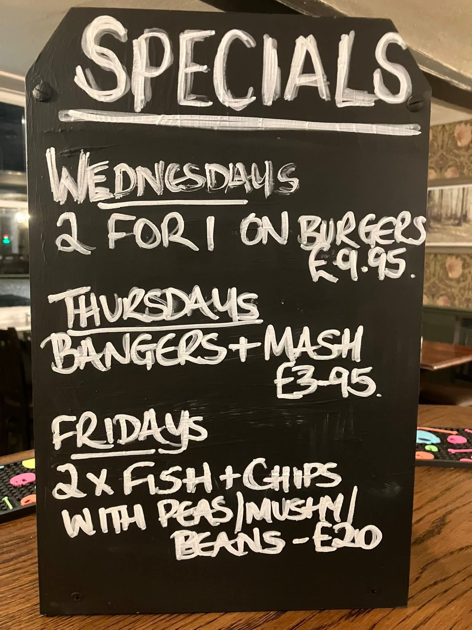 🍔 Buy One Get One Free on Bugers - The White Hart, Shefford - Event Image 2 December 03, 2025 12:00 PM
