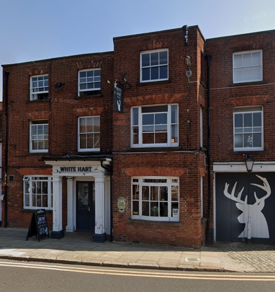 🍔 Buy One Get One Free on Bugers - The White Hart, Shefford - Event Image 3 December 03, 2025 12:00 PM