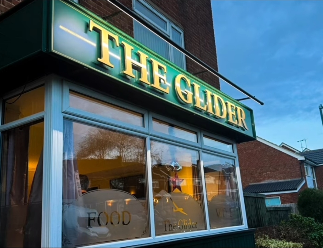 🎊 Free Entry New Years Eve Party 2025 - The Glider, Dunstable  - Event Image 2 December 31, 2025 07:00 PM