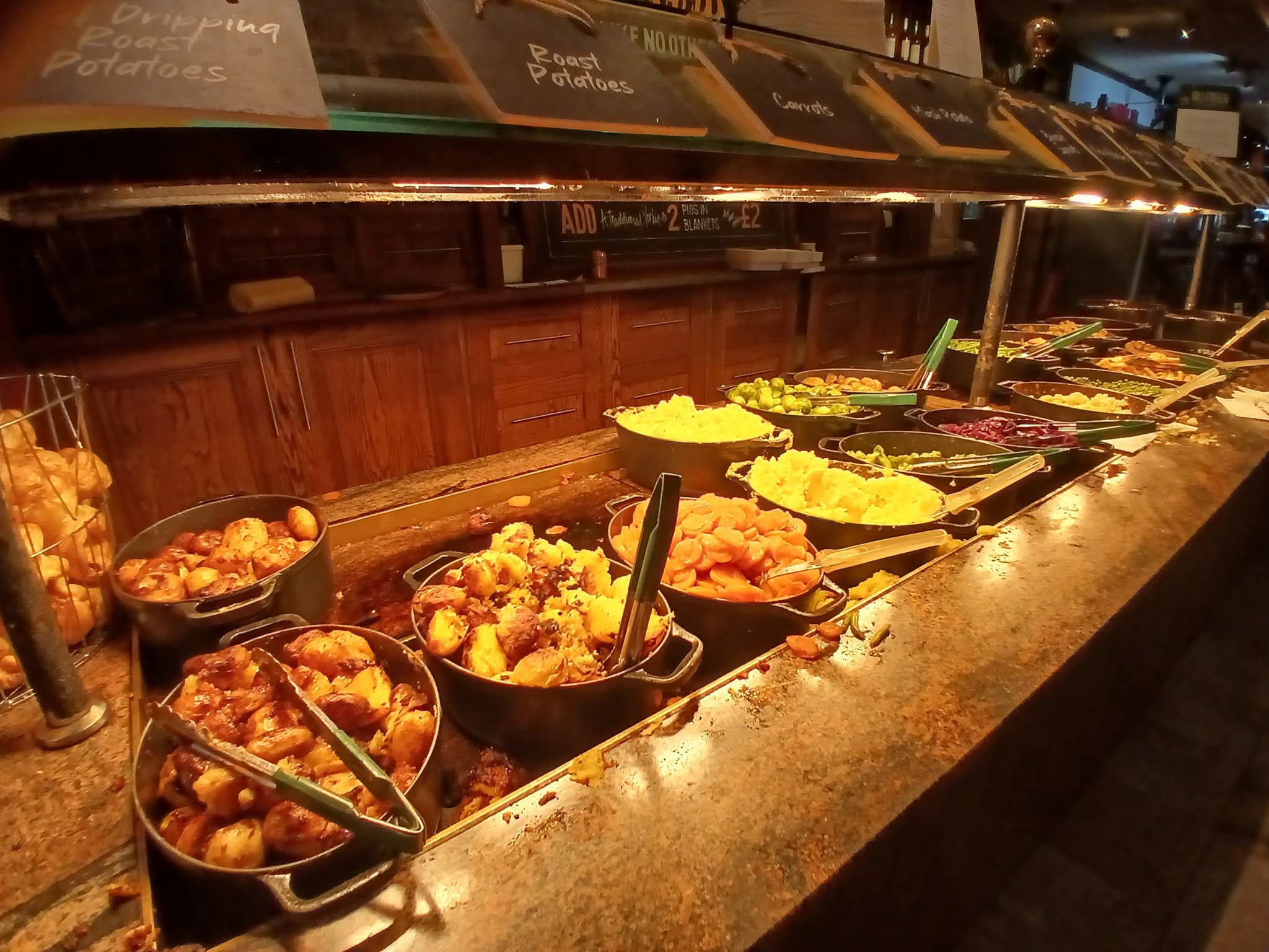 💥 Unlimited Carvery with a Drink for £9.99 - Maypole Farm Dining and Carvery, Kempston  - Event Image 2 January 28, 2026 03:00 PM