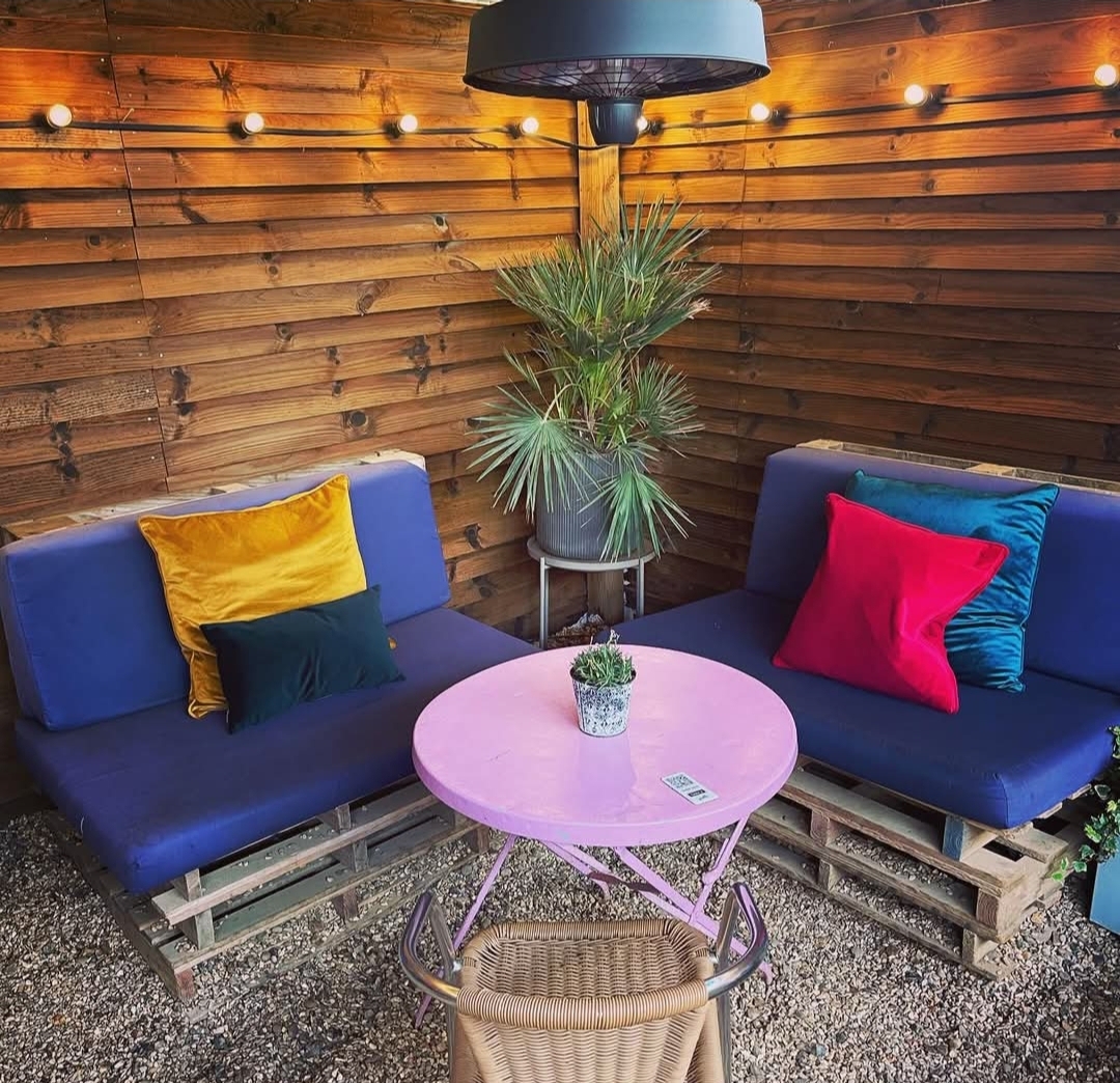 ❤️ Babes 'n' Besties Lunch - The Longholme, Bedford - Event Image 3 February 14, 2026 09:00 AM