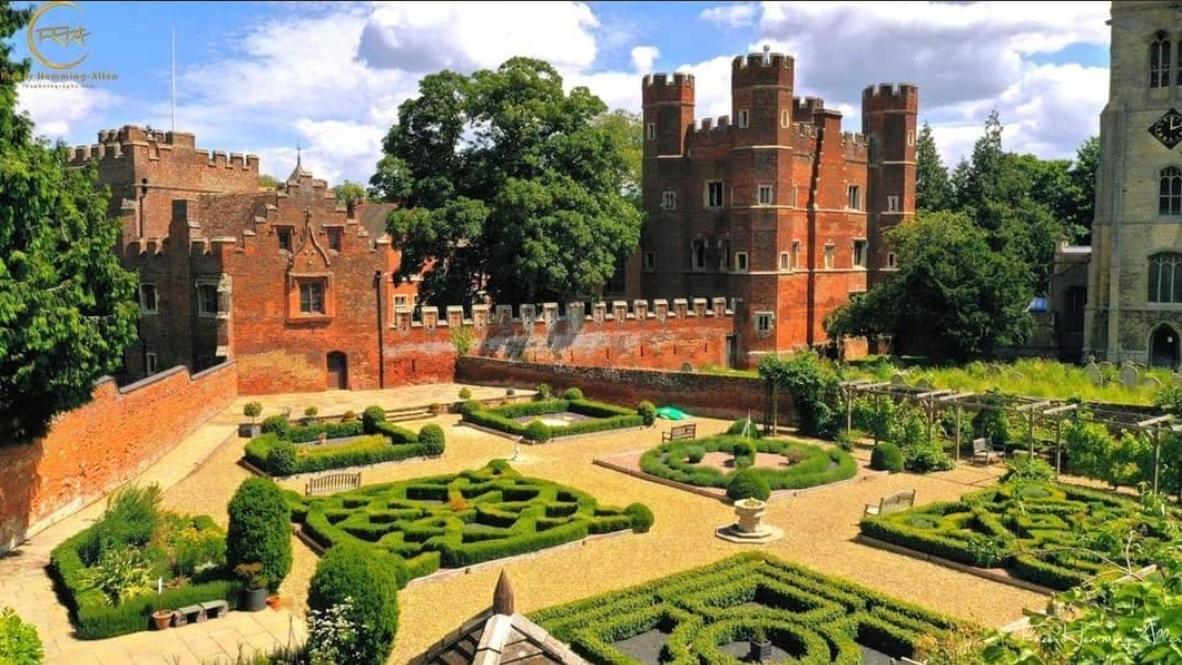 🎊 Family New Years Eve Party 2025 - Buckden Towers, St Neots - Event Image 2 December 31, 2025 07:30 PM