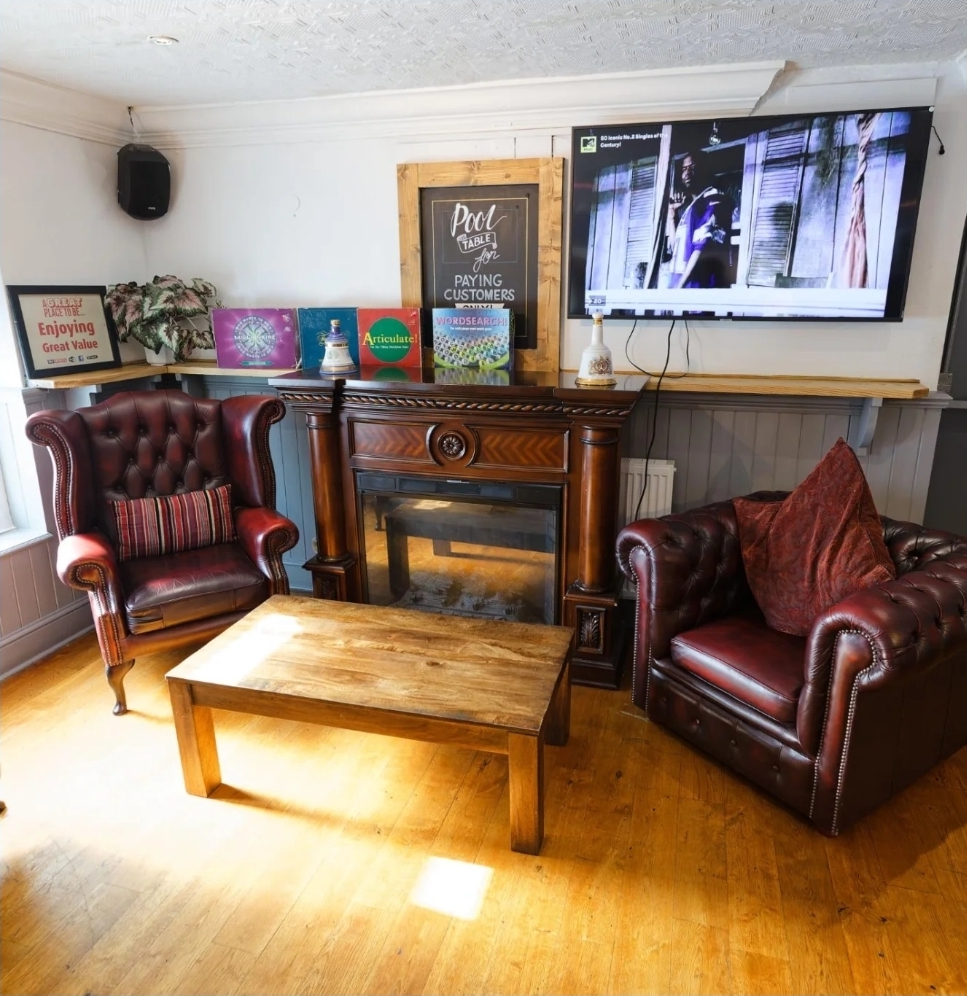 🎶 The Cannon, Stopsley Presents The Launch of Friday Party Nights!  - Event Image 4 January 09, 2026 07:00 PM