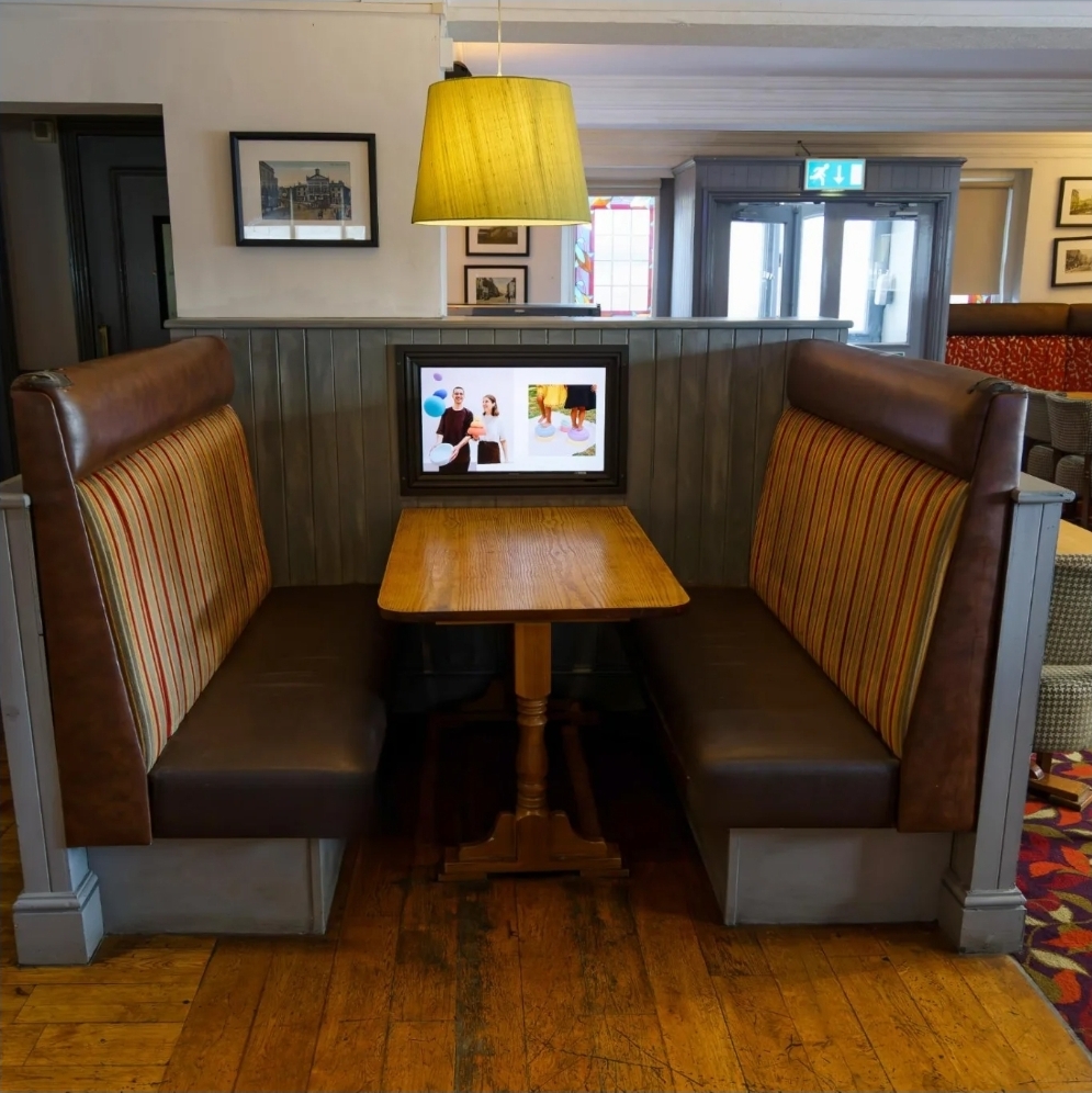 🎶 The Cannon, Stopsley Presents The Launch of Friday Party Nights!  - Event Image 5 January 09, 2026 07:00 PM