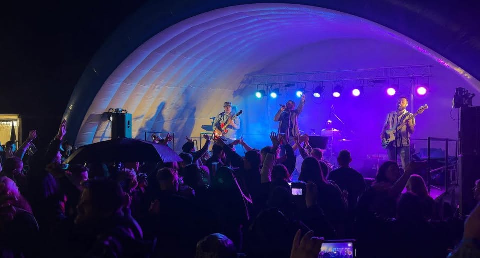 🎸 LIVE MUSIC: The Revivals - The Anchor, Hitchin - March 06, 2026 09:00 PM at The Anchor, 84 Cambridge Rd, Hitchin, SG4 0JH 