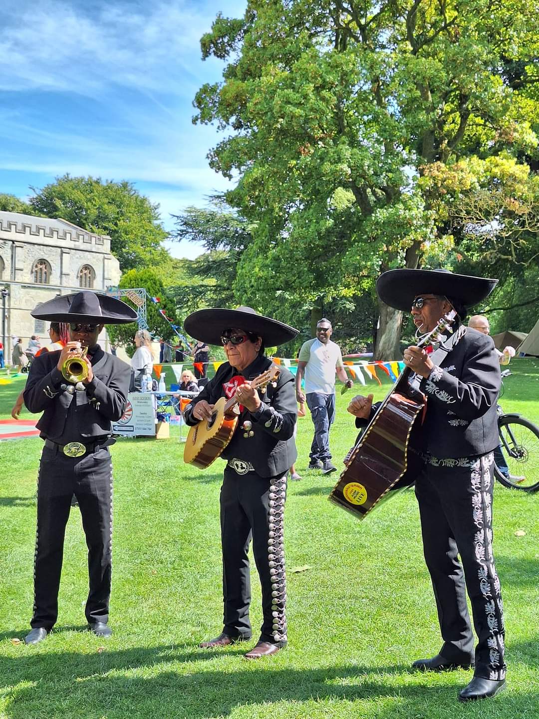 🌏 FREE AROUND THE WORLD FESTIVAL - Dunstable - Event Image 12 August 03, 2024 10:30 AM