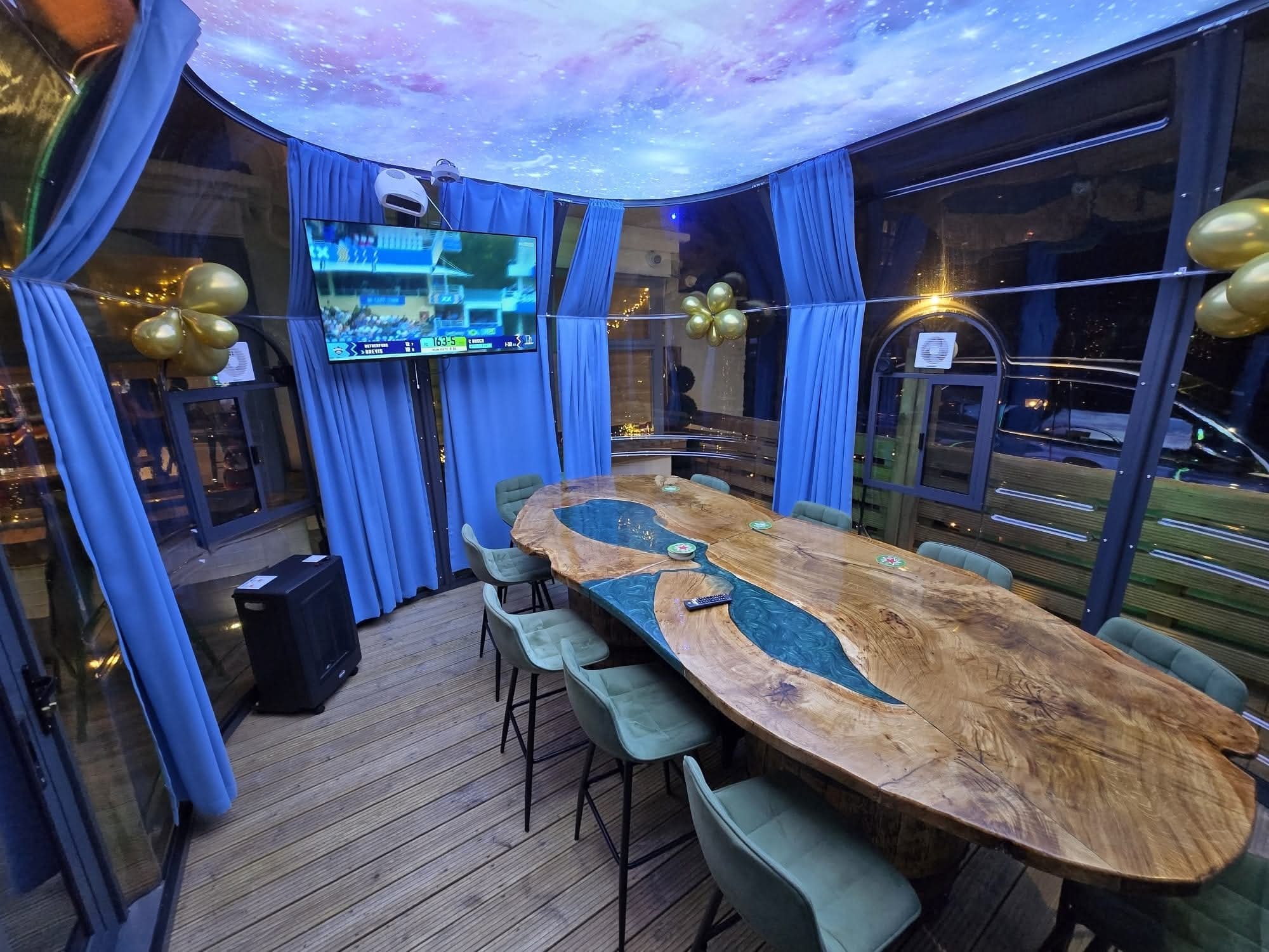 🎤 Forever Young - Wheatsheaf, Dunstable - Event Image 3 January 31, 2026 08:30 PM