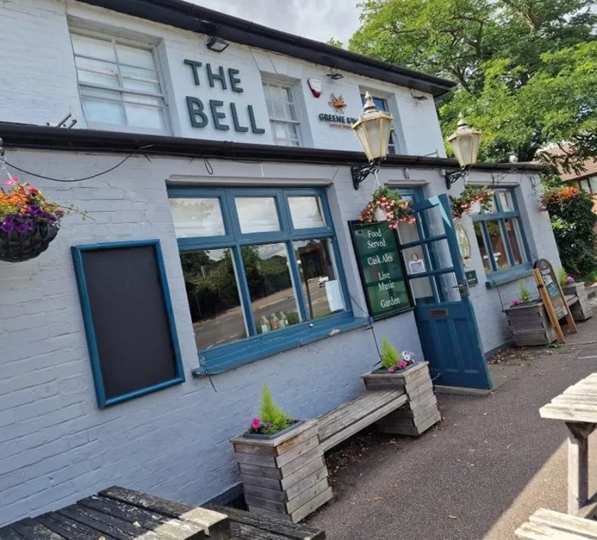 🌸Join Brush Party with Jordan to paint 'Secret Garden' at The Bell in Sandy - Event Image 4 August 22, 2024 07:00 PM