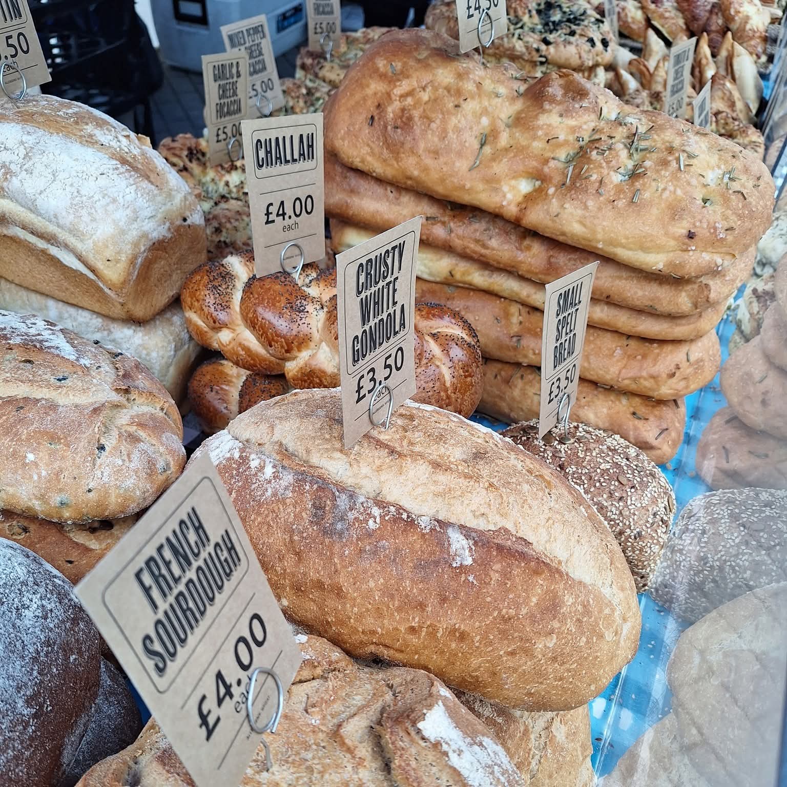 🐰 Dunstable Easter Market 2026  - Event Image 3 March 21, 2026 09:30 AM