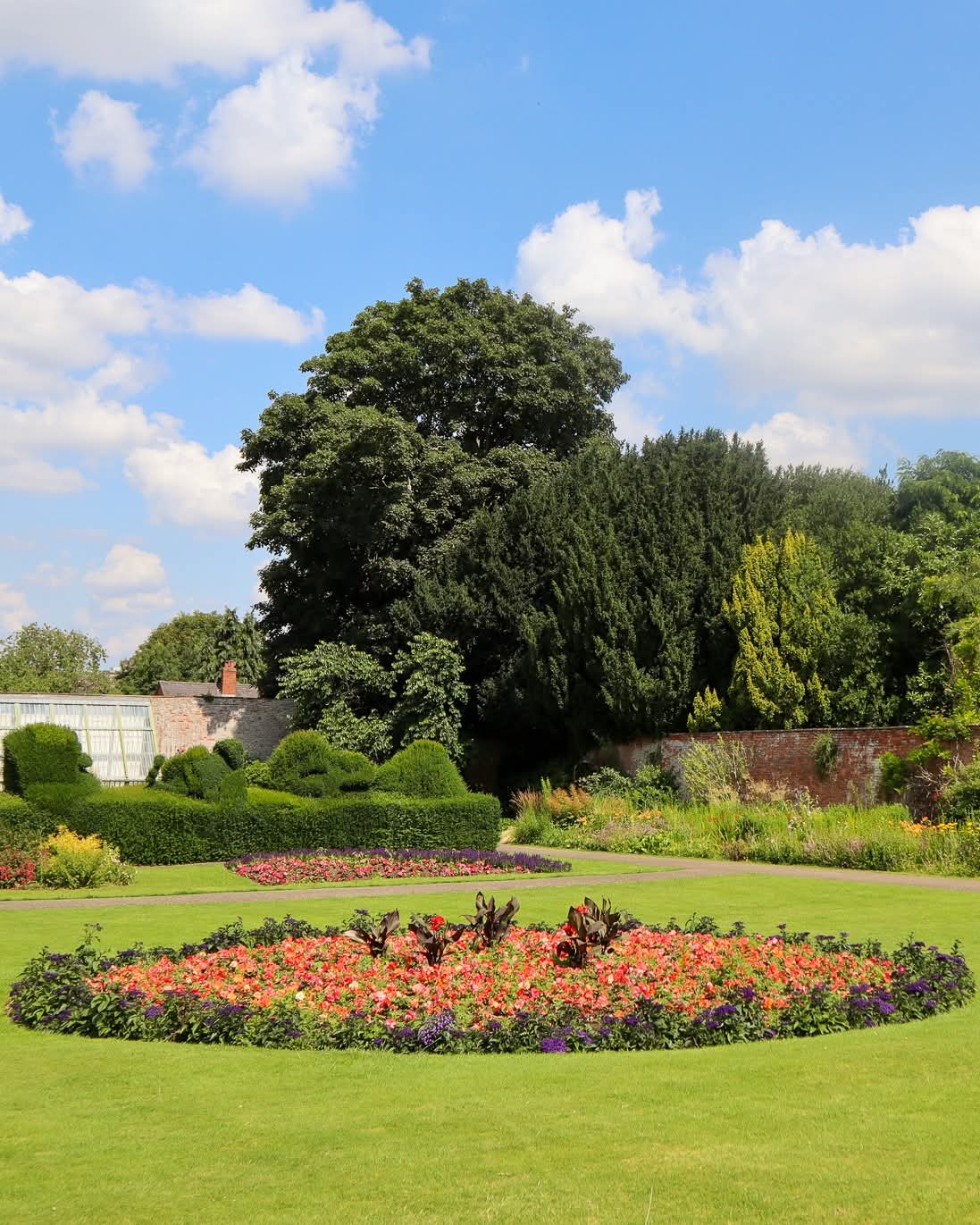 🌸 Easter Eggstravaganza 2026 - Delapré Abbey, Northampton - Event Image 2 April 06, 2026 10:00 AM