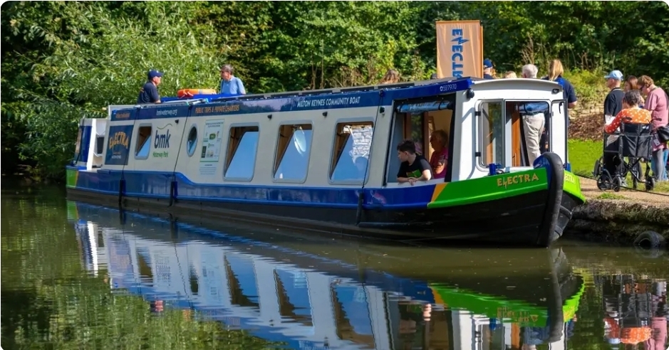 ☕️ 30% Off Cream Tea Cruise - Great Linford Manor Park, Milton Keynes - Event Image 2 April 21, 2026 03:00 PM