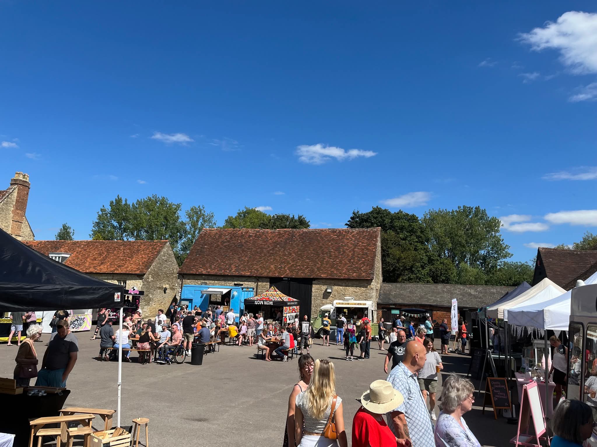 😋 Eat Street Sunday Market Milton Keynes - Milton Keynes City Discovery Centre - Event Image 2 April 19, 2026 11:00 AM