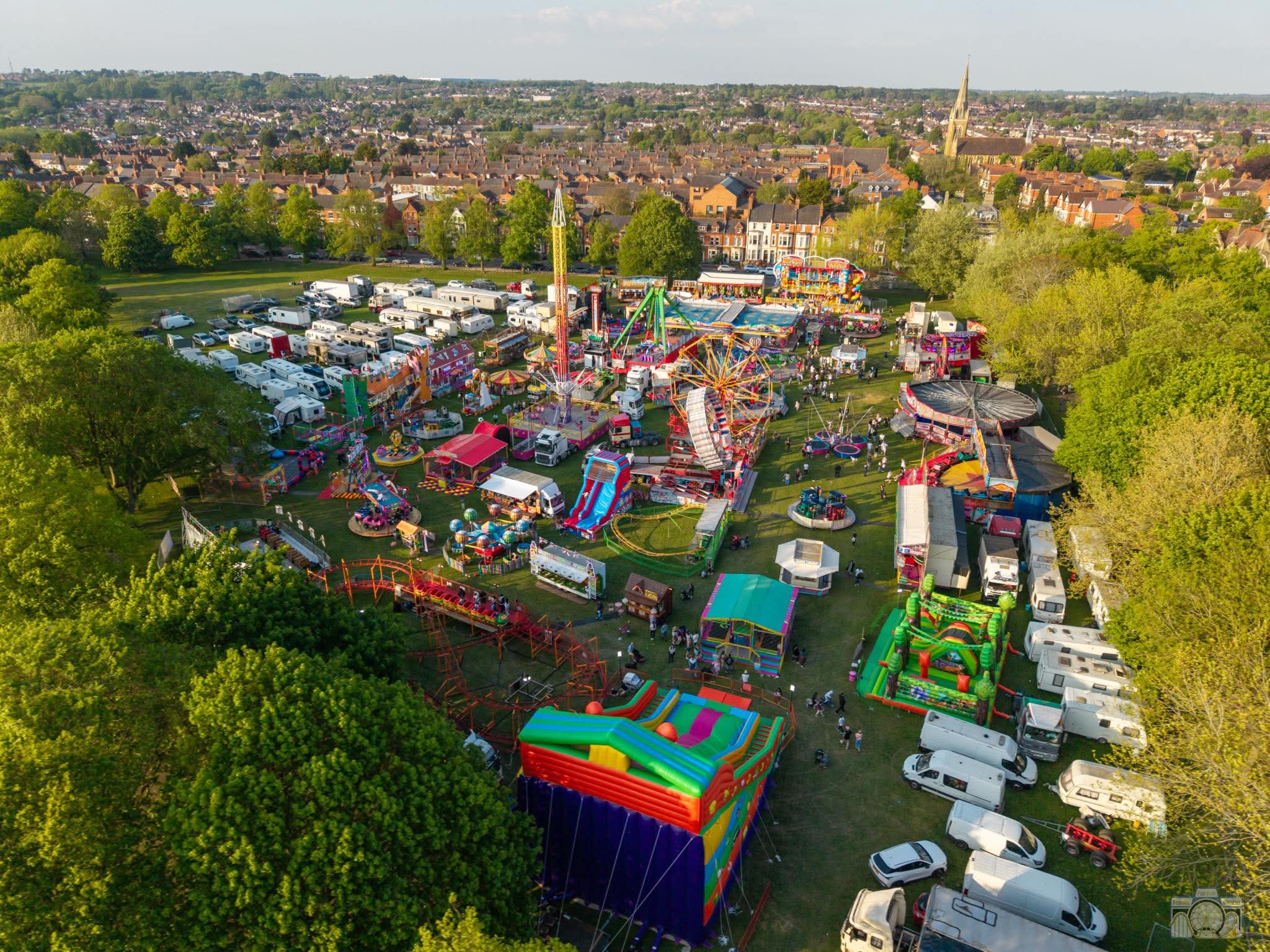 🎡 £2 Funfair 2026 - Northampton Racecourse - Event Image 3 May 16, 2026 01:00 PM