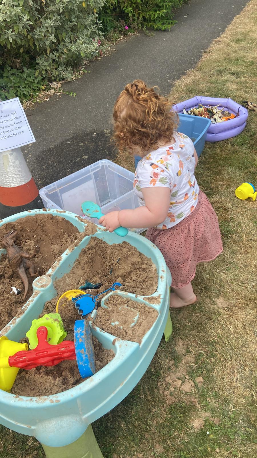 🏰FREE Messy Church Summer - Event Image 2 August 19, 2024 10:30 AM