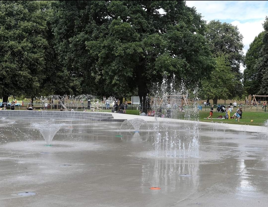 🦄 FREE Unicake Roadshow Gadebridge Splash Park (free) - Hemel Hempstead at Gadebridge Park, Leighton Buzzard Rd., Hemel Hempstead HP1 1DN
| Creative, Entertainment, Family, Free, Fun, Kids, Outdoor, Parks, Play Area, Scenic | Suitable for: Children, Family, Toilets, Dog Friendly 🦄 FREE Unicake Roadshow Gadebridge Splash Park (free) - Hemel Hempstead - Event Image 3 August 30, 2024 11:00 AM