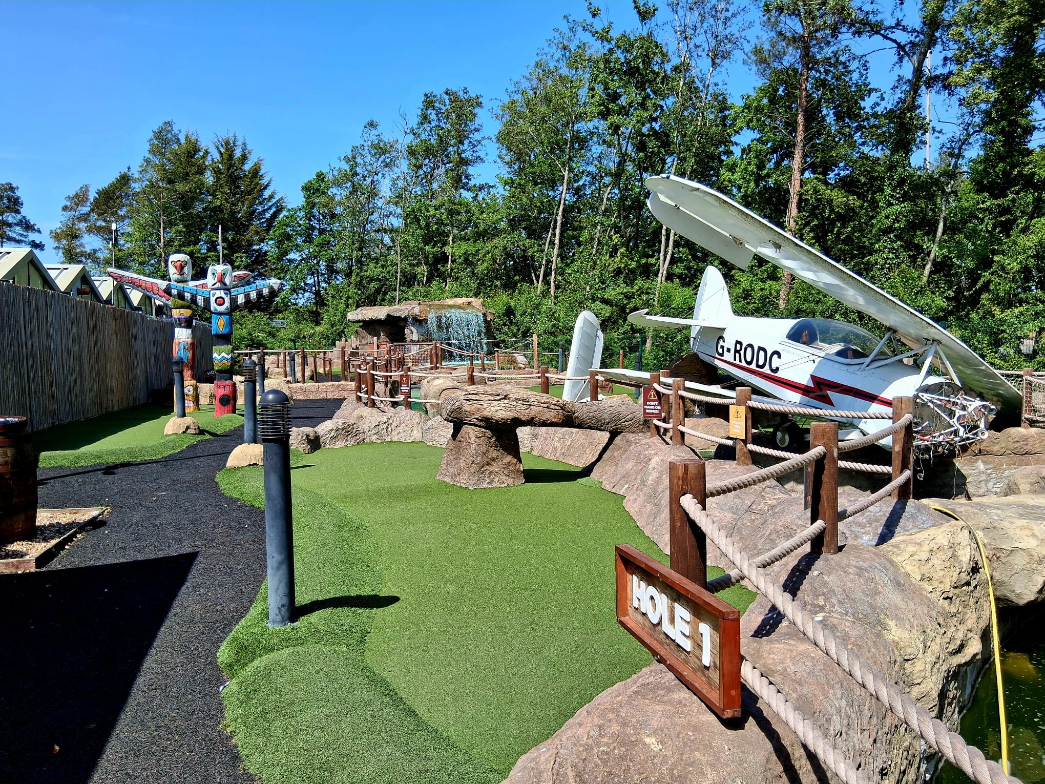 ⛳️🍳 Breakfast & Adventure Golf - Bermuda Falls, Henlow - Event Image 4 May 28, 2026 09:00 AM