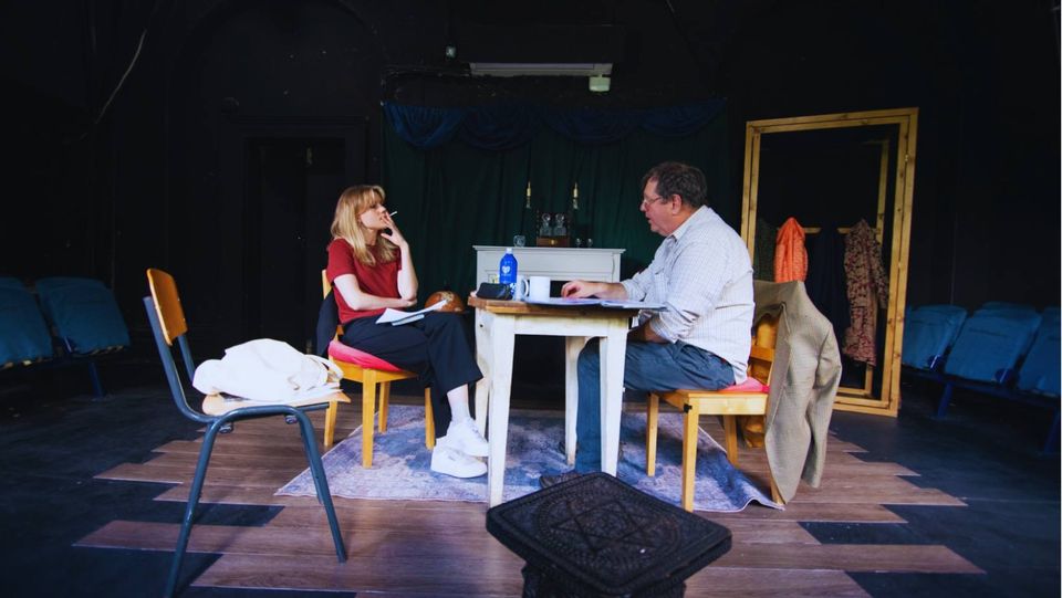 🎭 Outdoor Theatre-Educating Rita, Olney - July 25, 2024  at Arches Theatre
Church Farm, Clifton Reynes, 
Olney MK46 5DT

