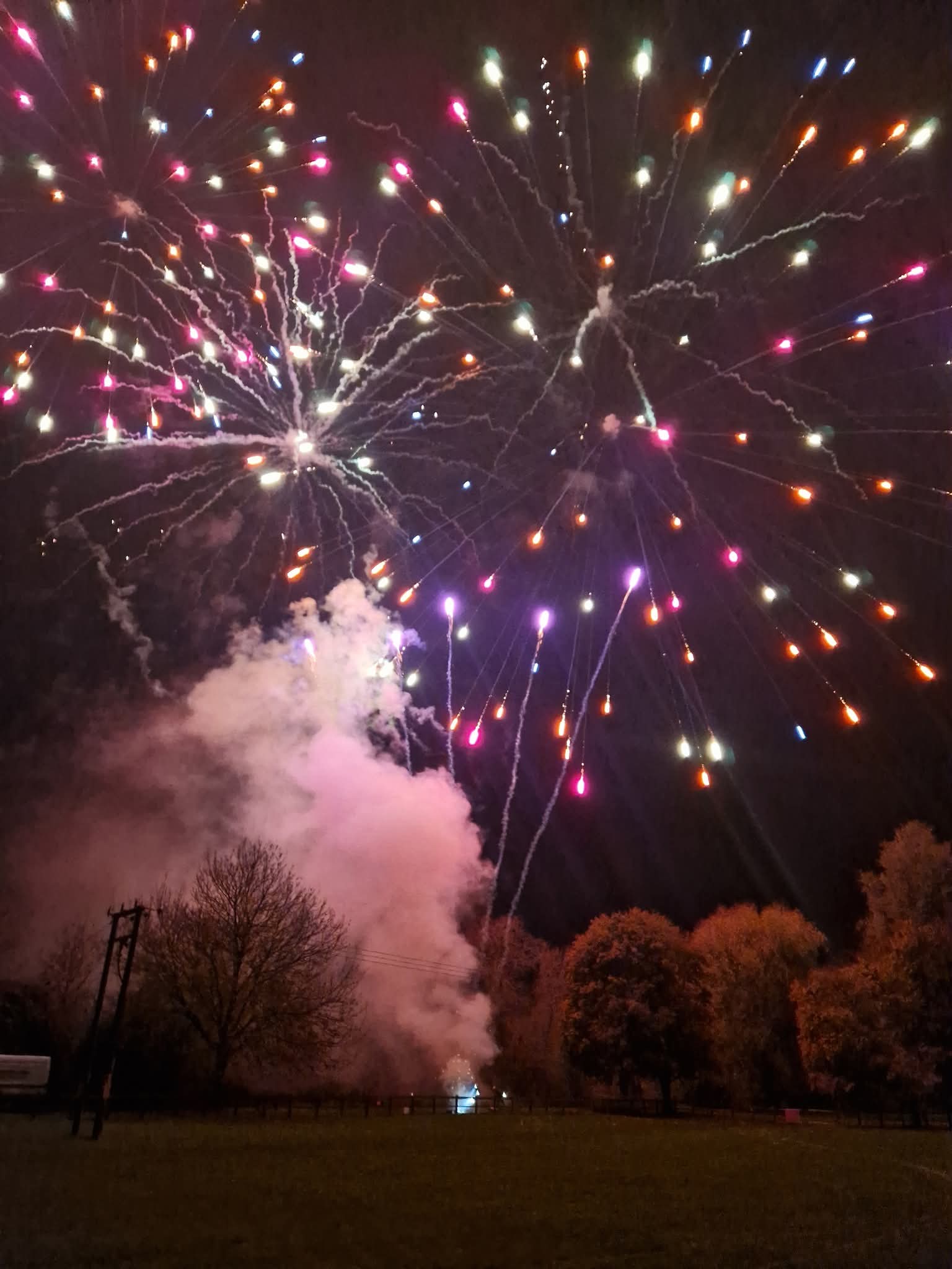 🎆 Buckingam Free Bonfire & Fireworks 2026 - Bourton Park - Event Image 2 October 31, 2026 06:00 PM